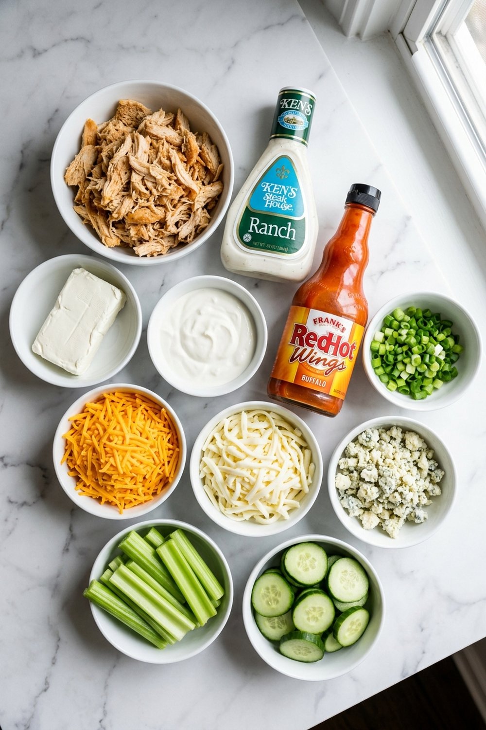 Keto Buffalo Chicken Dip ingredients