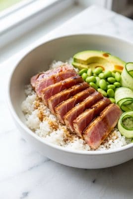 Tuna Rice Bowl hero shot